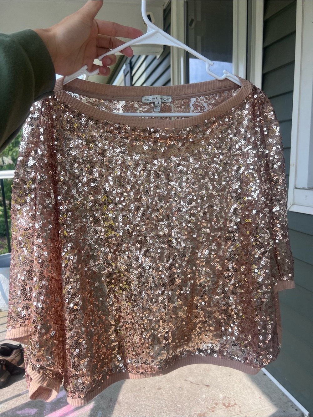Moa Moa Y2K Rose Gold Sequin Flowy Top/Medium
